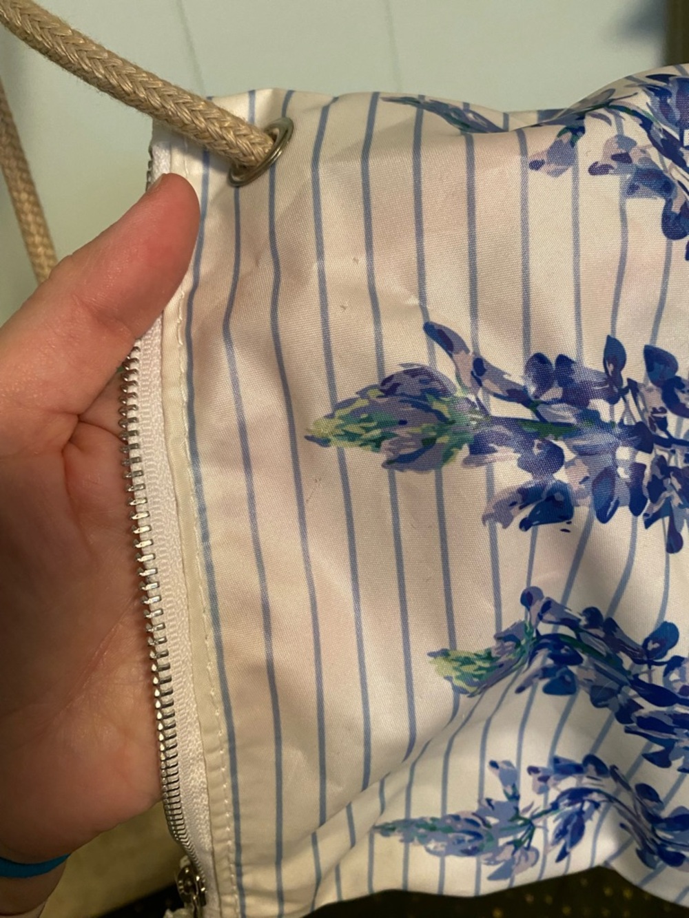 EUC Sea Bags Lupine Lavender Crossbody Bag Rope Strap - Picture 6 of 7